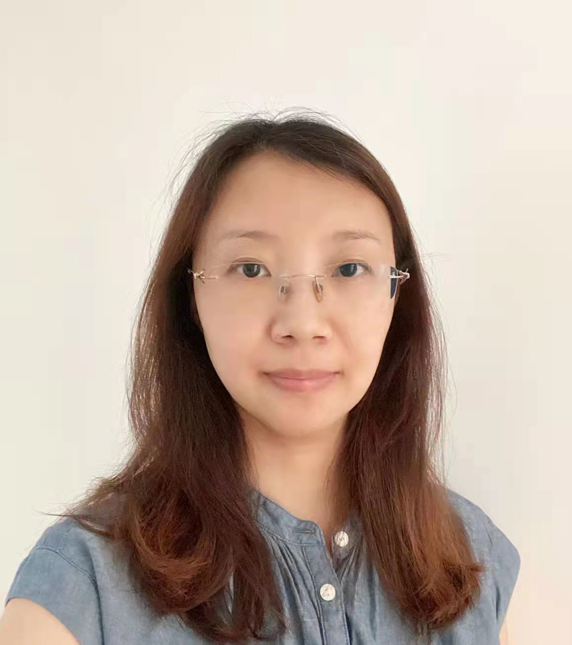 刘 娟 女 1980年·中国人民大学兼职心理咨询师·国家二级心理咨询师